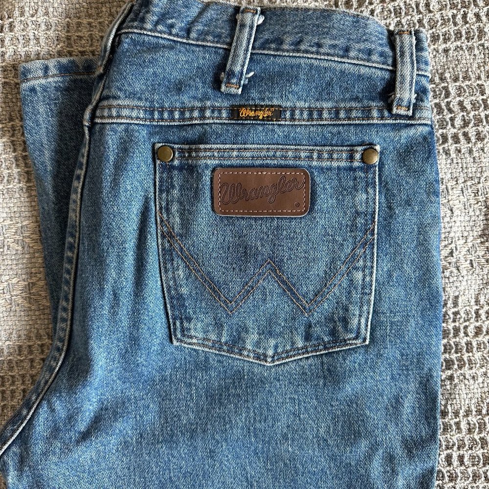 Wrangler Blue Jeans Cowboy Cut